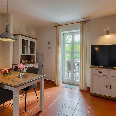 Rugana - Komfortplus Mit 1 Schlafzimmer Und Terrasse B62 Dranske