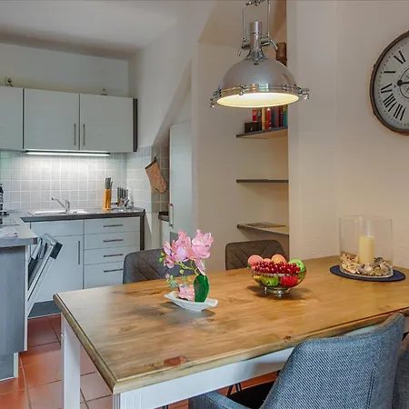 Rugana - Komfortplus Mit 1 Schlafzimmer Und Terrasse B62 Lejlighed Dranske